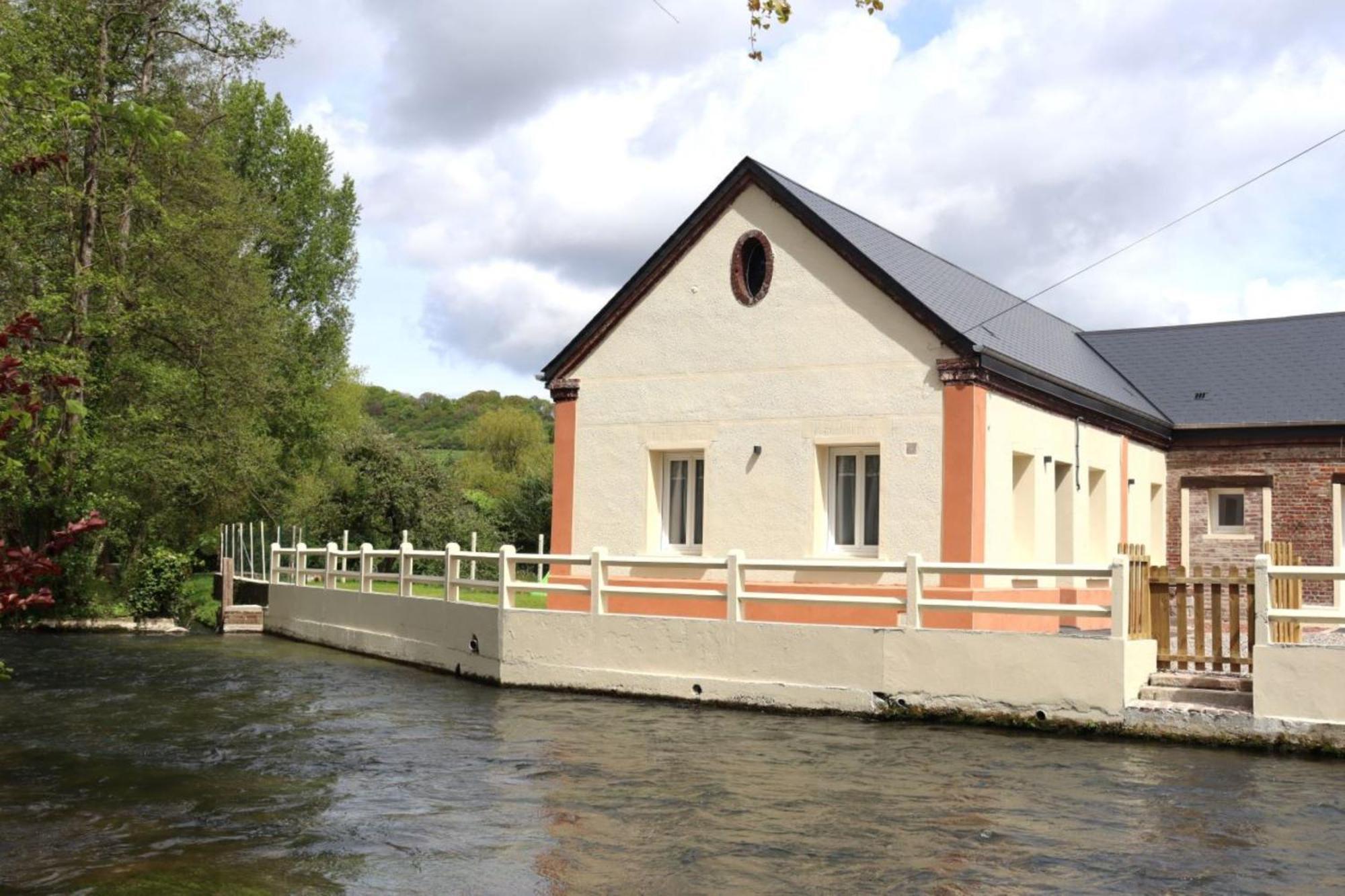 Au Clair Matin Sur L'Yeres Villa Sept-Meules Bagian luar foto