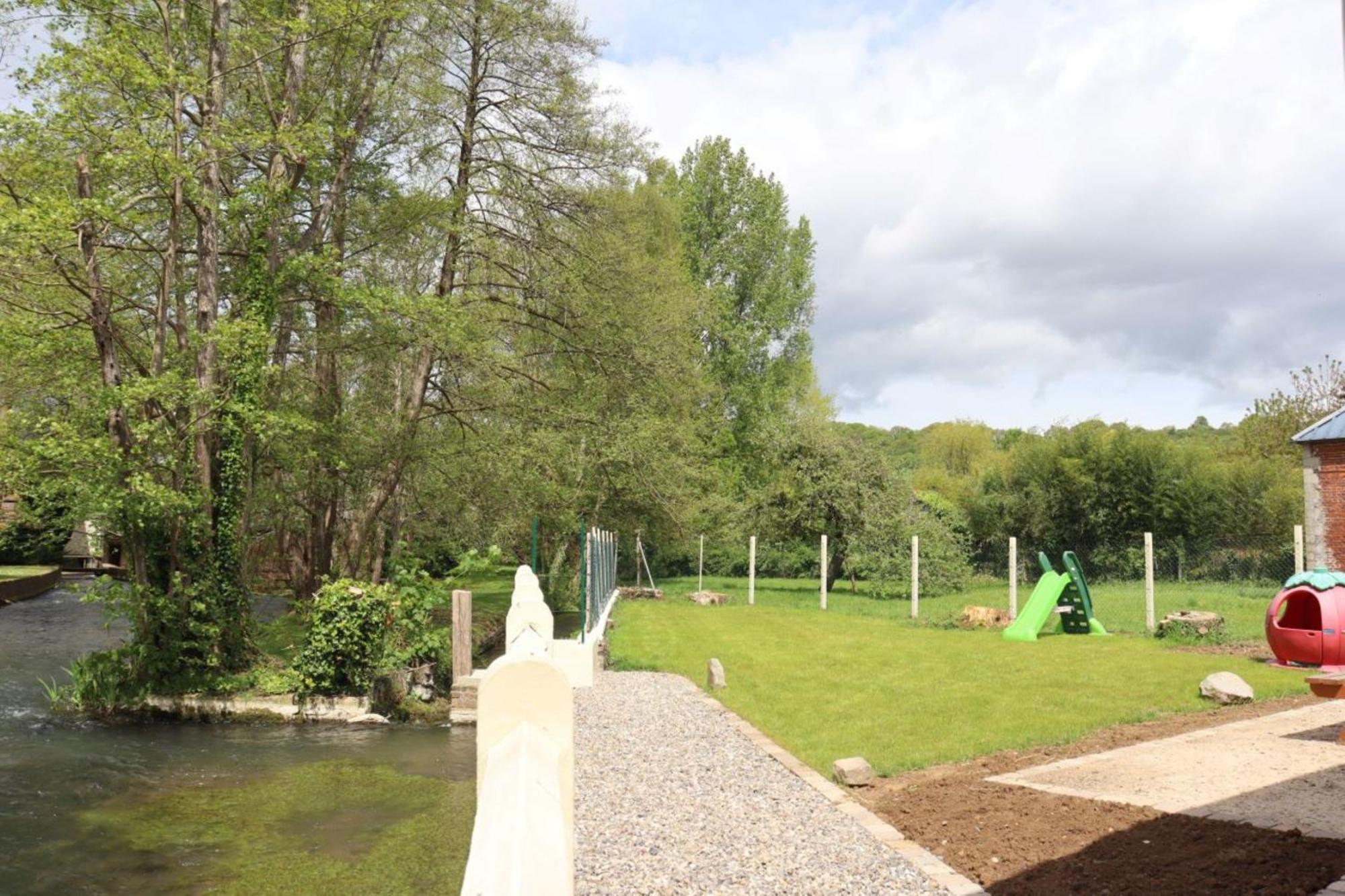 Au Clair Matin Sur L'Yeres Villa Sept-Meules Bagian luar foto